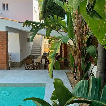 Villa Montgo 2 *